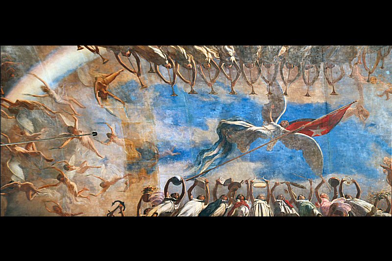 the canvas with the title El Triunfo de la Republica (The Triumph of the Republic) that adorns the ceiling, is the work of Armando García Menocal