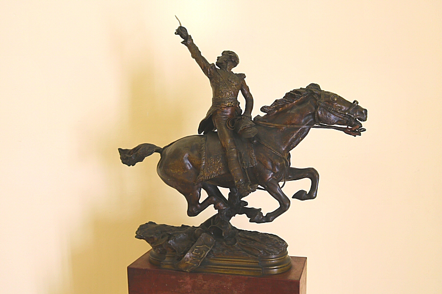 the bronze sculpture of Marshal Michel Ney